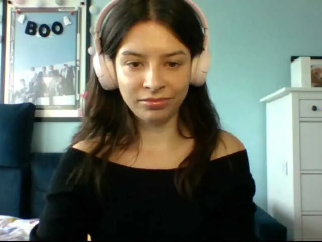 Live sex webcam photo for Larice #290860870
