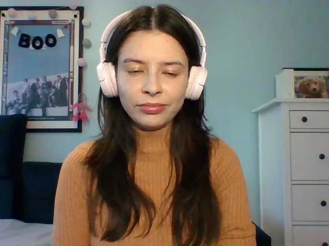 Live sex webcam photo for Larice #291010176