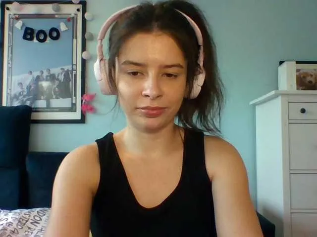Live sex webcam photo for Larice #291279727