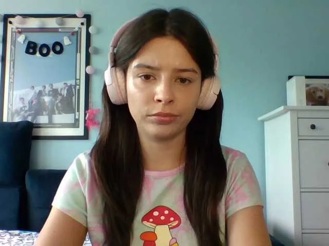 Live sex webcam photo for Larice #291331462