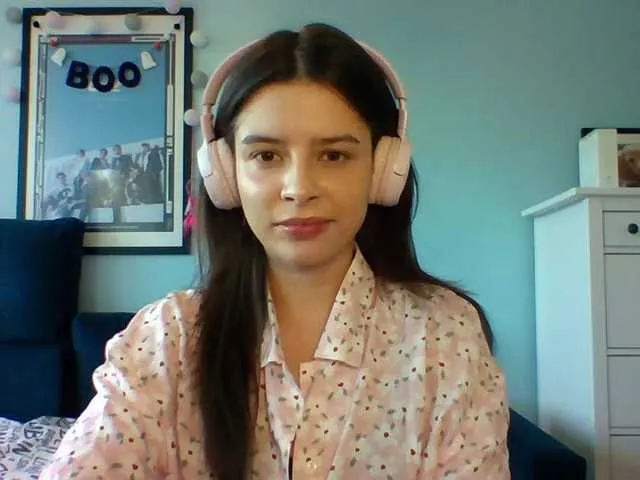 Live sex webcam photo for Larice #291366052