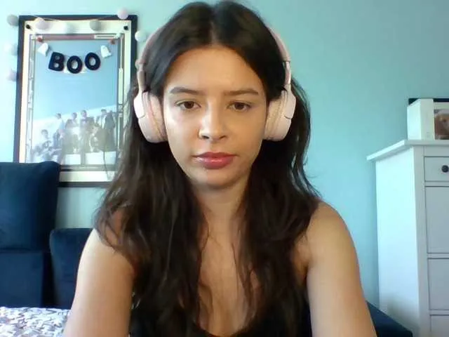 Live sex webcam photo for Larice #291370602