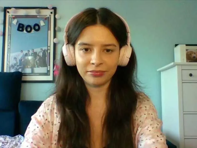 Live sex webcam photo for Larice #291378619