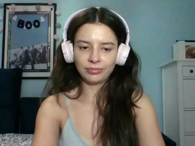 Live sex webcam photo for Larice #291410621