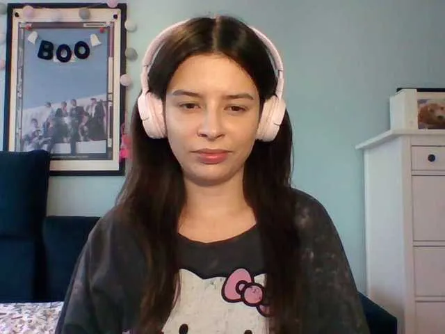 Live sex webcam photo for Larice #291440508