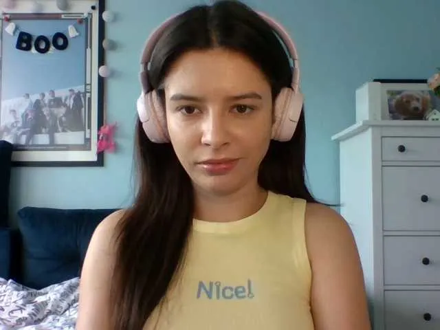 Live sex webcam photo for Larice #291615063