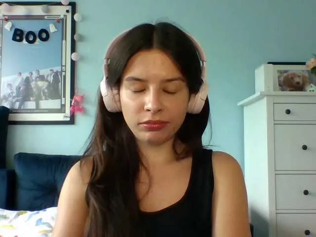 Live sex webcam photo for Larice #291654842
