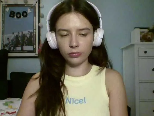 Live sex webcam photo for Larice #291760074