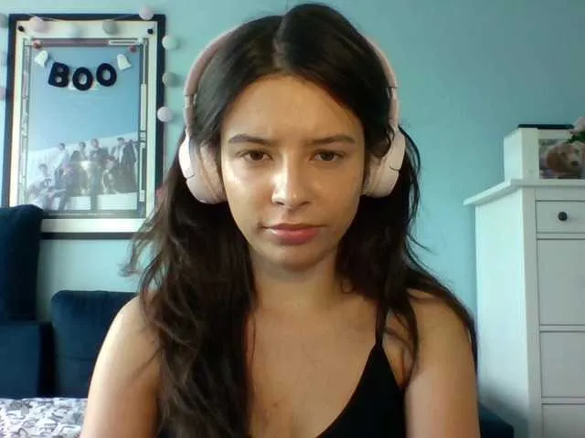 Live sex webcam photo for Larice #291804305