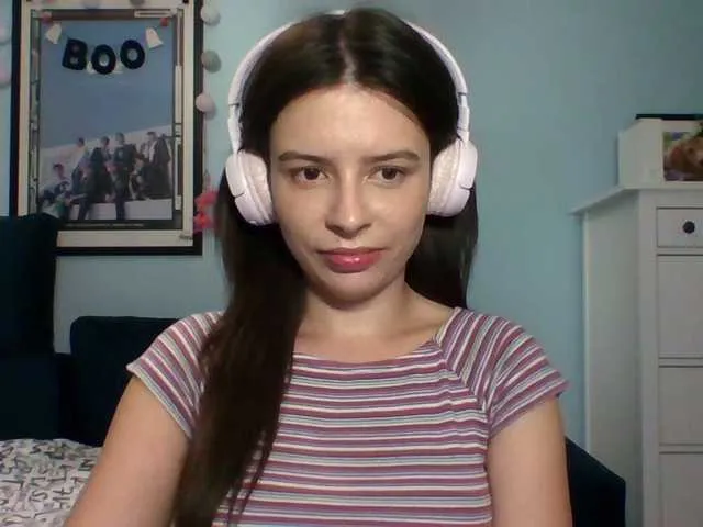 Live sex webcam photo for Larice #291825276