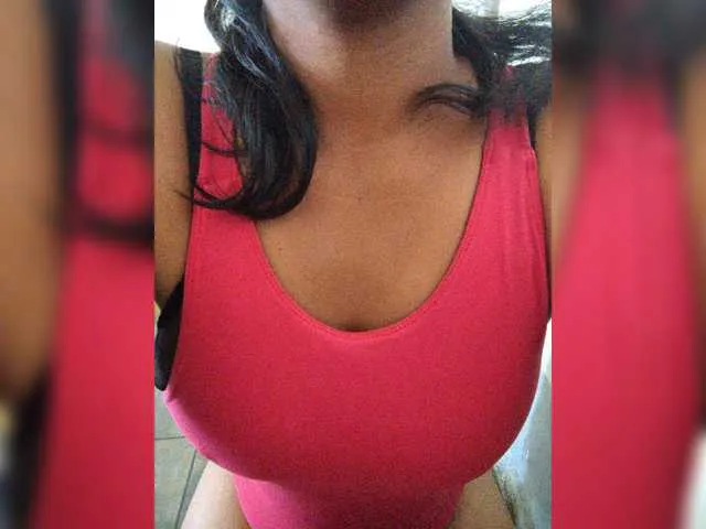 Live sex webcam photo for Lariesexy #276772732