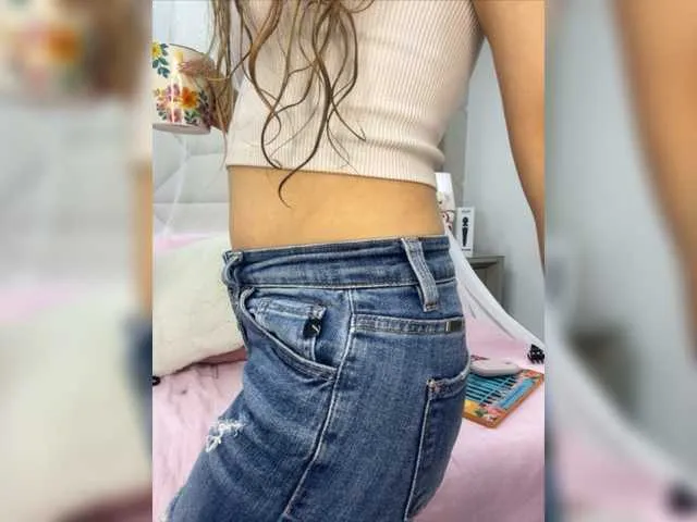 Live sex webcam photo for LarisaMaia #275887949