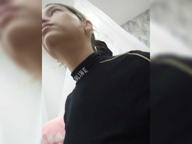 Live sex webcam photo for LarisaMaia #277455126