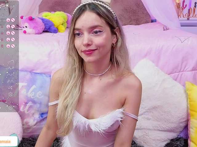 Live sex webcam photo for LarisaMaia #277531477