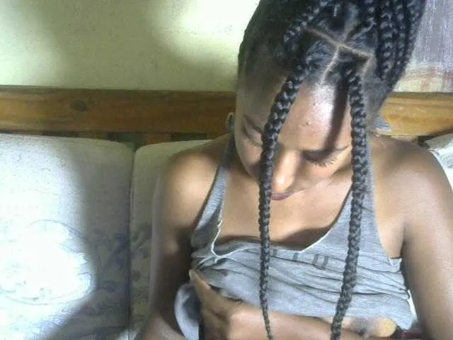 Live sex webcam photo for Larissah #276475706