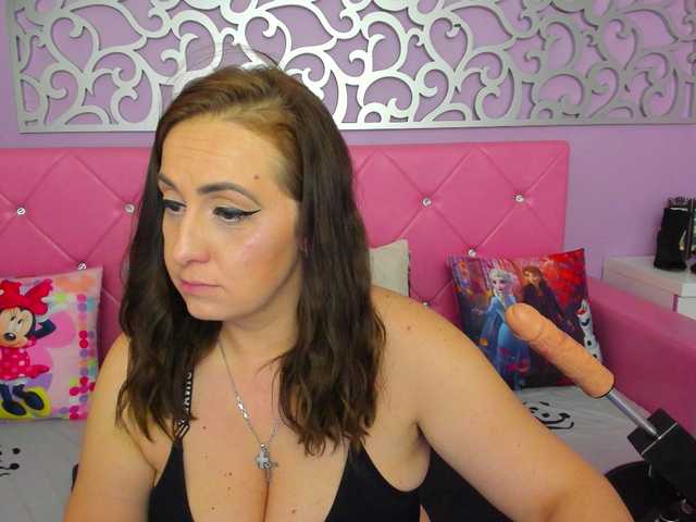 Live sex webcam photo for LarrrBlondy #273136777