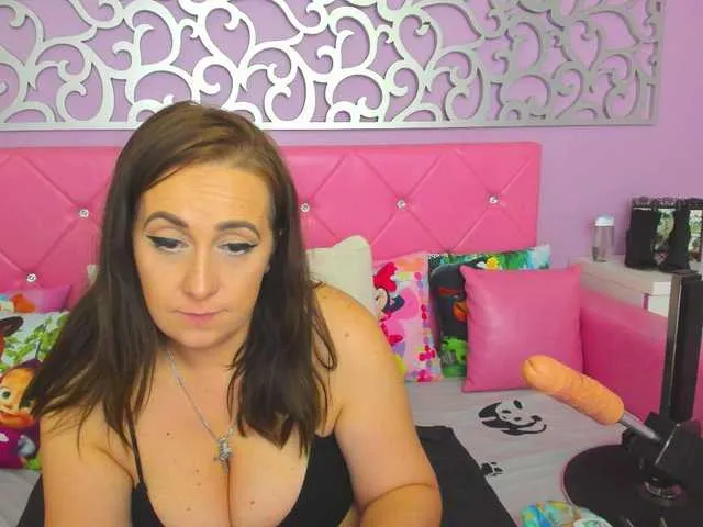 Live sex webcam photo for LarrrBlondy #273176364