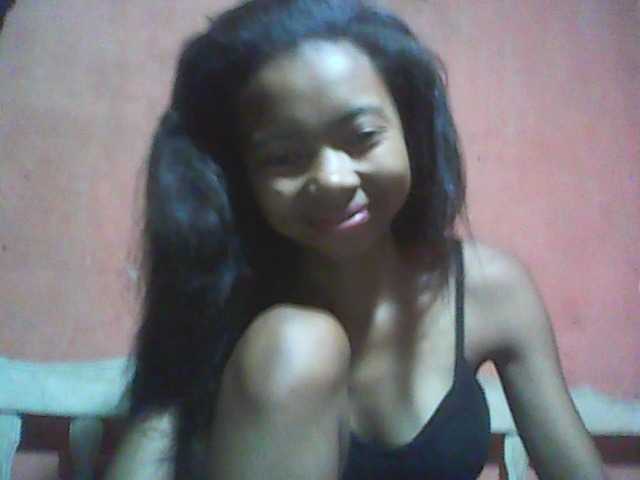 Live sex webcam photo for Laryose #272351586