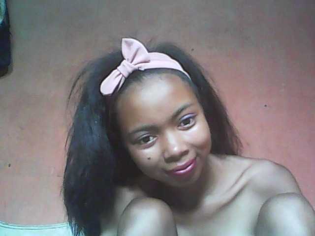 Live sex webcam photo for Laryose #272371957