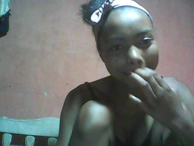 Live sex webcam photo for Laryose #272389758