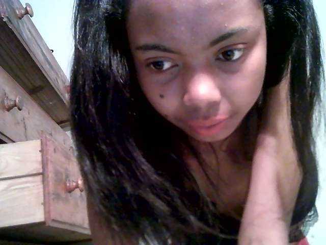 Live sex webcam photo for Laryose #272736428