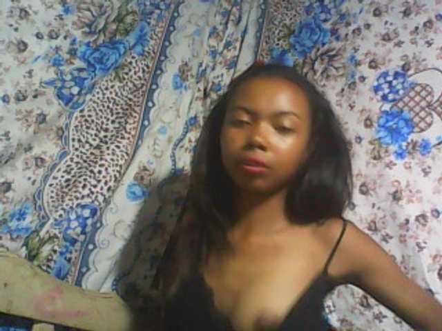 Live sex webcam photo for Laryose #272856010