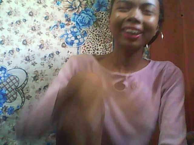 Live sex webcam photo for Laryose #272861339