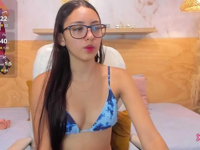 Live sex webcam photo for Lasira #293612008