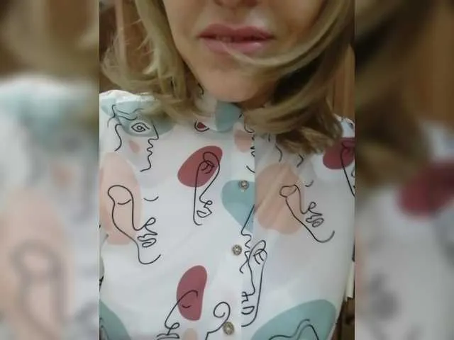 Live sex webcam photo for Lasiy #272039135