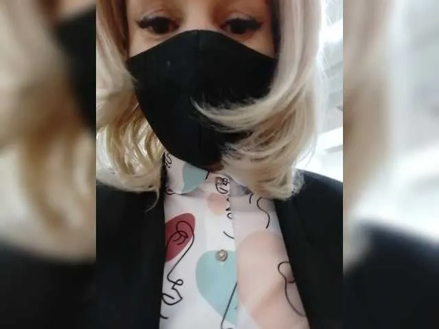 Live sex webcam photo for Lasiy #272325823