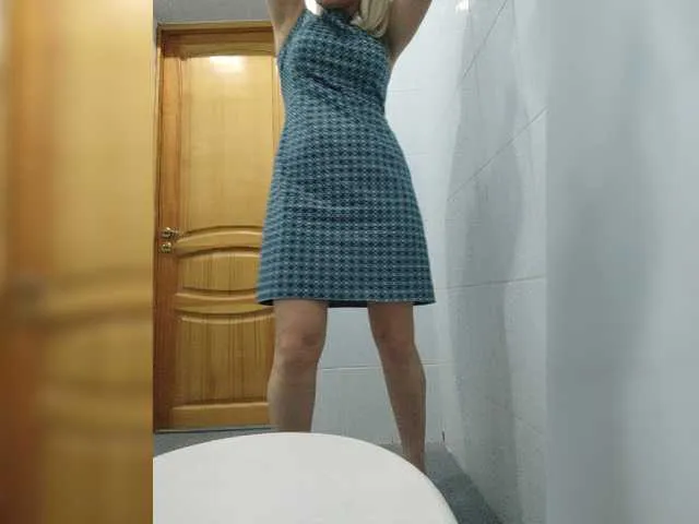 Live sex webcam photo for Lasiy #273954328