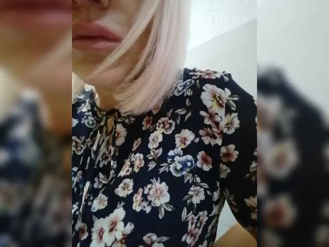 Live sex webcam photo for Lasiy #276113425