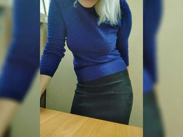 Live sex webcam photo for Lasiy #276723563