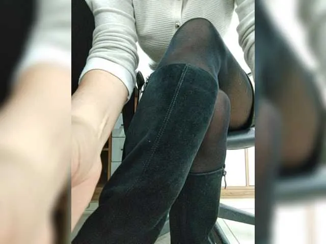 Live sex webcam photo for Lasiy #277003124