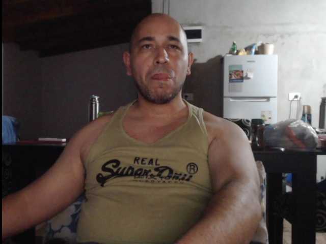 Live sex webcam photo for Latin-daddy #273533357