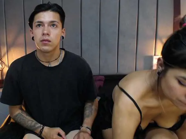 Live sex webcam photo for LatinHorny69 #276111431