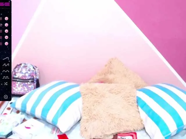 Live sex webcam photo for Laura-Castill #272314124