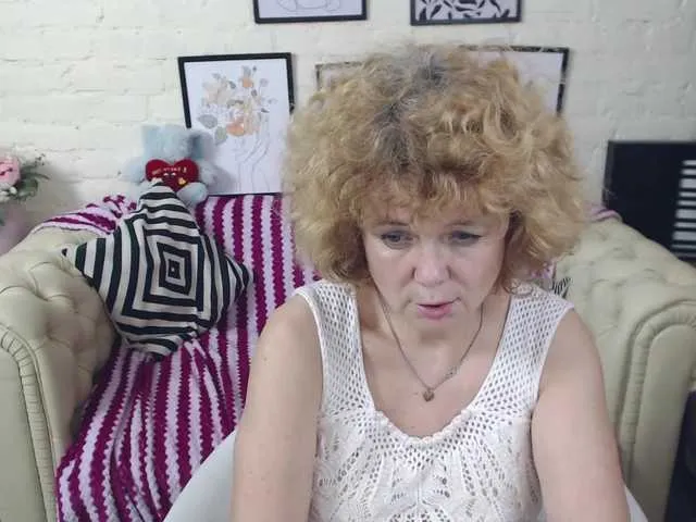 Live sex webcam photo for Laura-Gracy #273371292