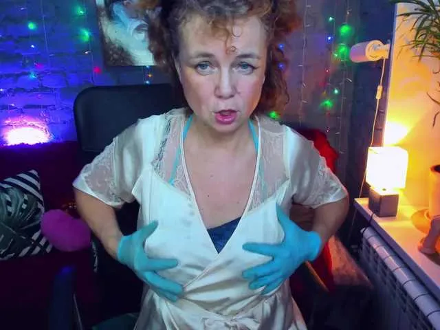 Live sex webcam photo for Laura-Gracy #275305840