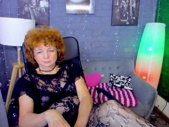 Live sex webcam photo for Laura-Gracy #275446047