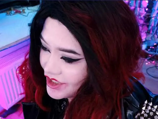 Live sex webcam photo for Laura-Wicked #290505169