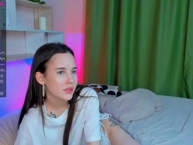 Live sex webcam photo for LauraAshleys #274010097