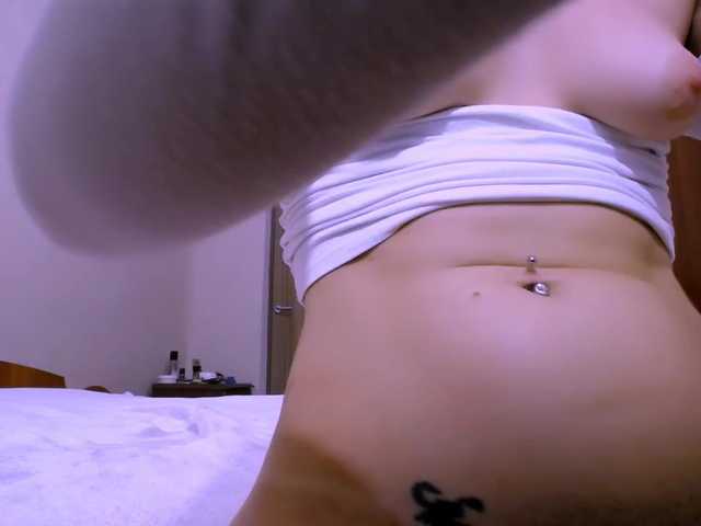 Live sex webcam photo for LauraBess #274324559