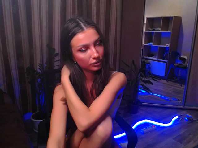 Live sex webcam photo for LauraBess #277012250