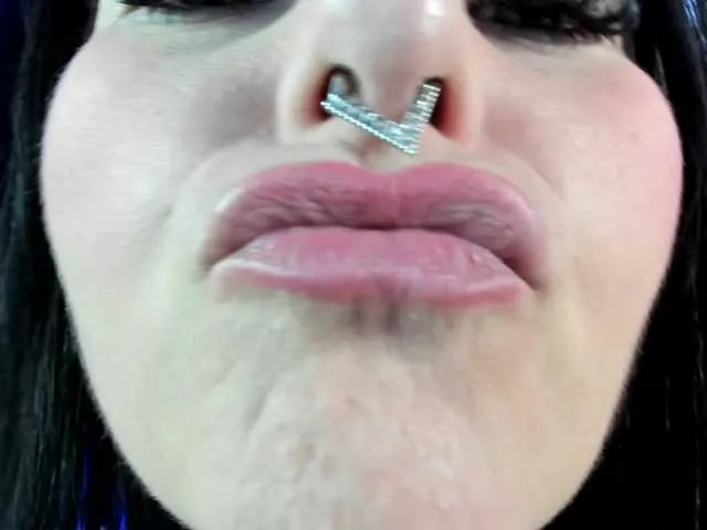 Live sex webcam photo for LauraColour #289794106