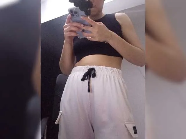 Live sex webcam photo for LauraR #291769030