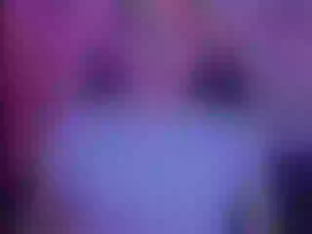 Live sex webcam photo for LauraR #292131854