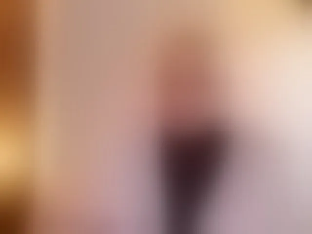 Live sex webcam photo for LauraR #292595592