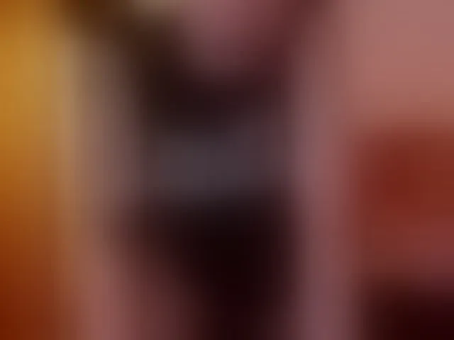Live sex webcam photo for LauraR #293353129