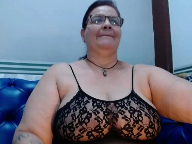 Live sex webcam photo for LauraRiley #272269731